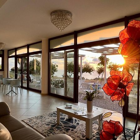 Отель Residenza Domus Aurea Tropea- Vista Mare Санта-Доменика Экстерьер фото