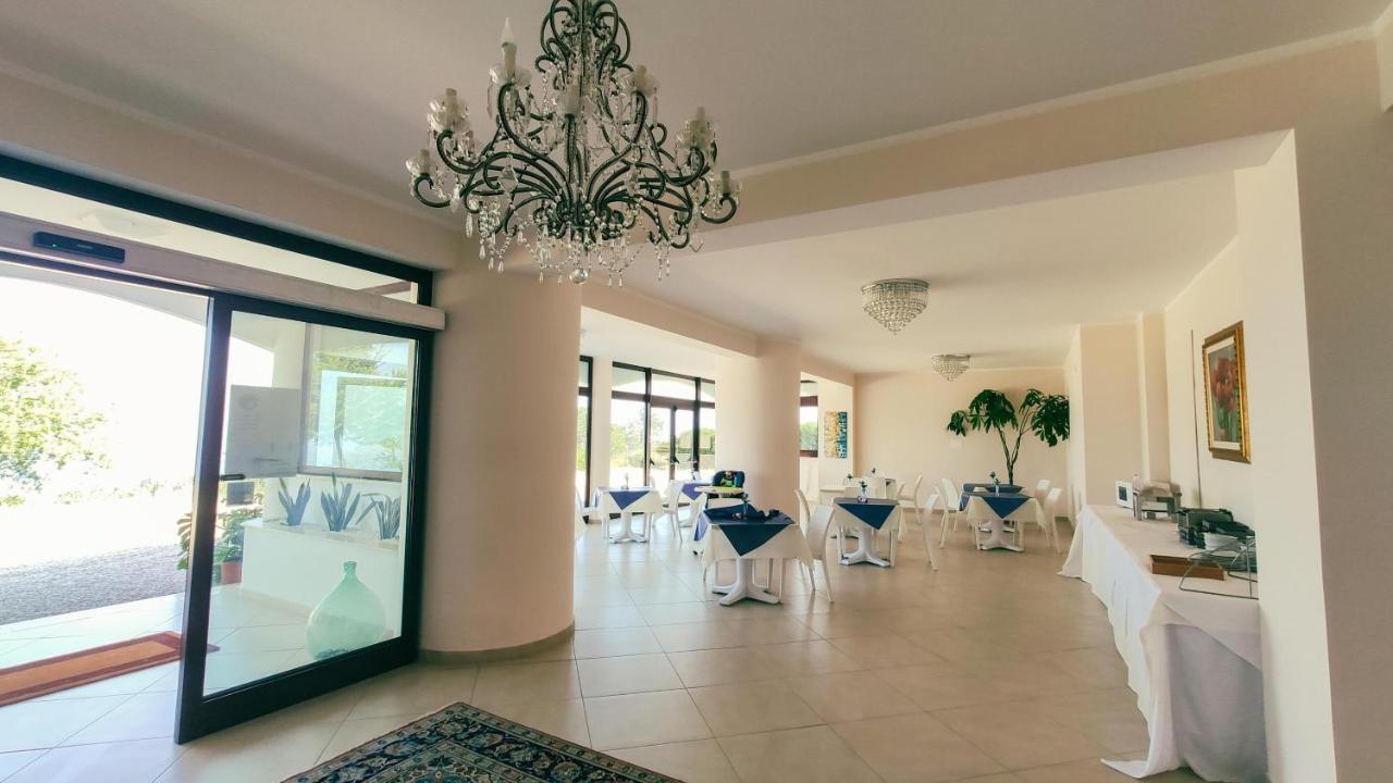 Отель Residenza Domus Aurea Tropea- Vista Mare Санта-Доменика Экстерьер фото