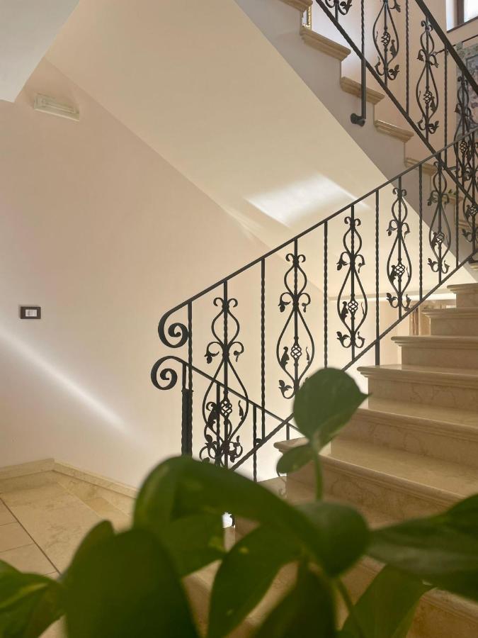 Отель Residenza Domus Aurea Tropea- Vista Mare Санта-Доменика Экстерьер фото